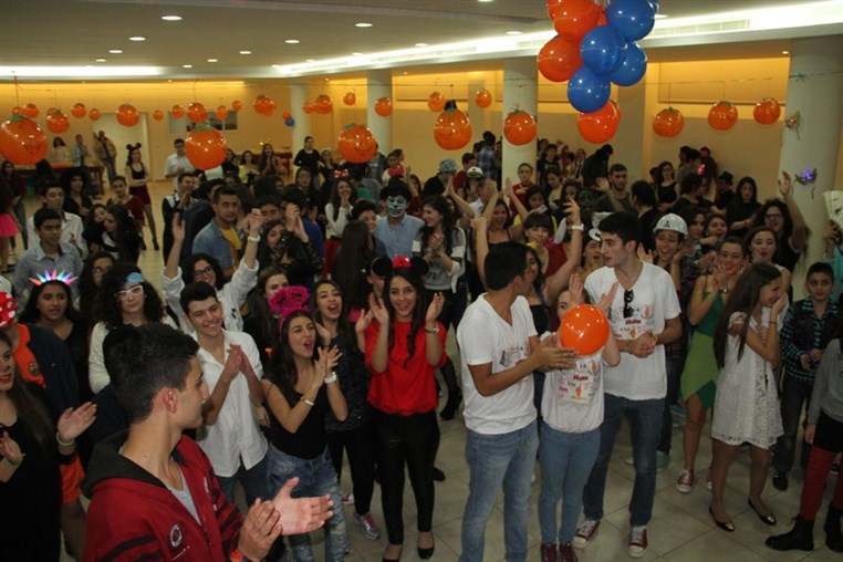 Notre Dame Des Anges Party